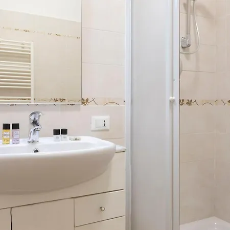 Apartment Albaroma *