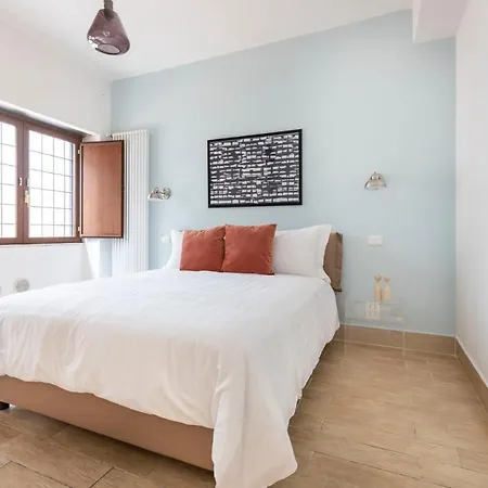 Apartment Albaroma *